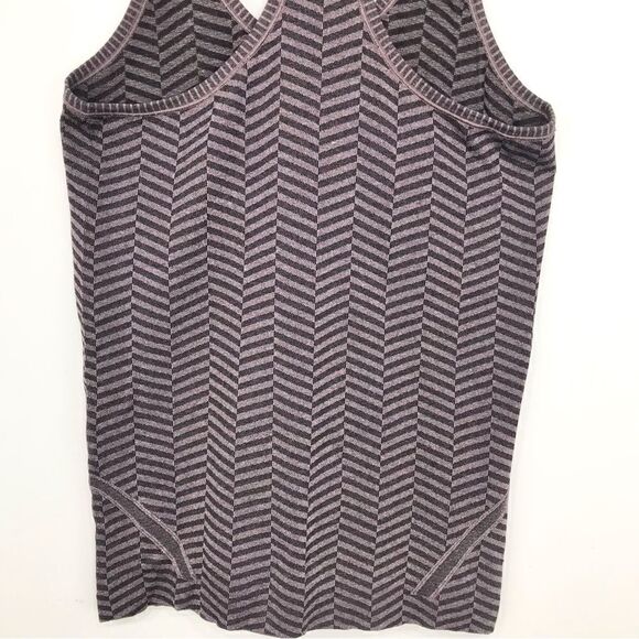 Lululemon Run Swiftly Tech Racerback in Chevron Stripe Black Cherry - Picture 6 of 8